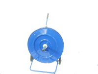 Desbobinador de cinta com freio e bandeja